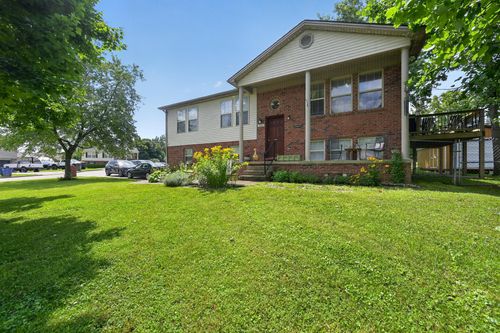 501 Scenic View Cir, Berea, KY, 40403-9054 | Card Image