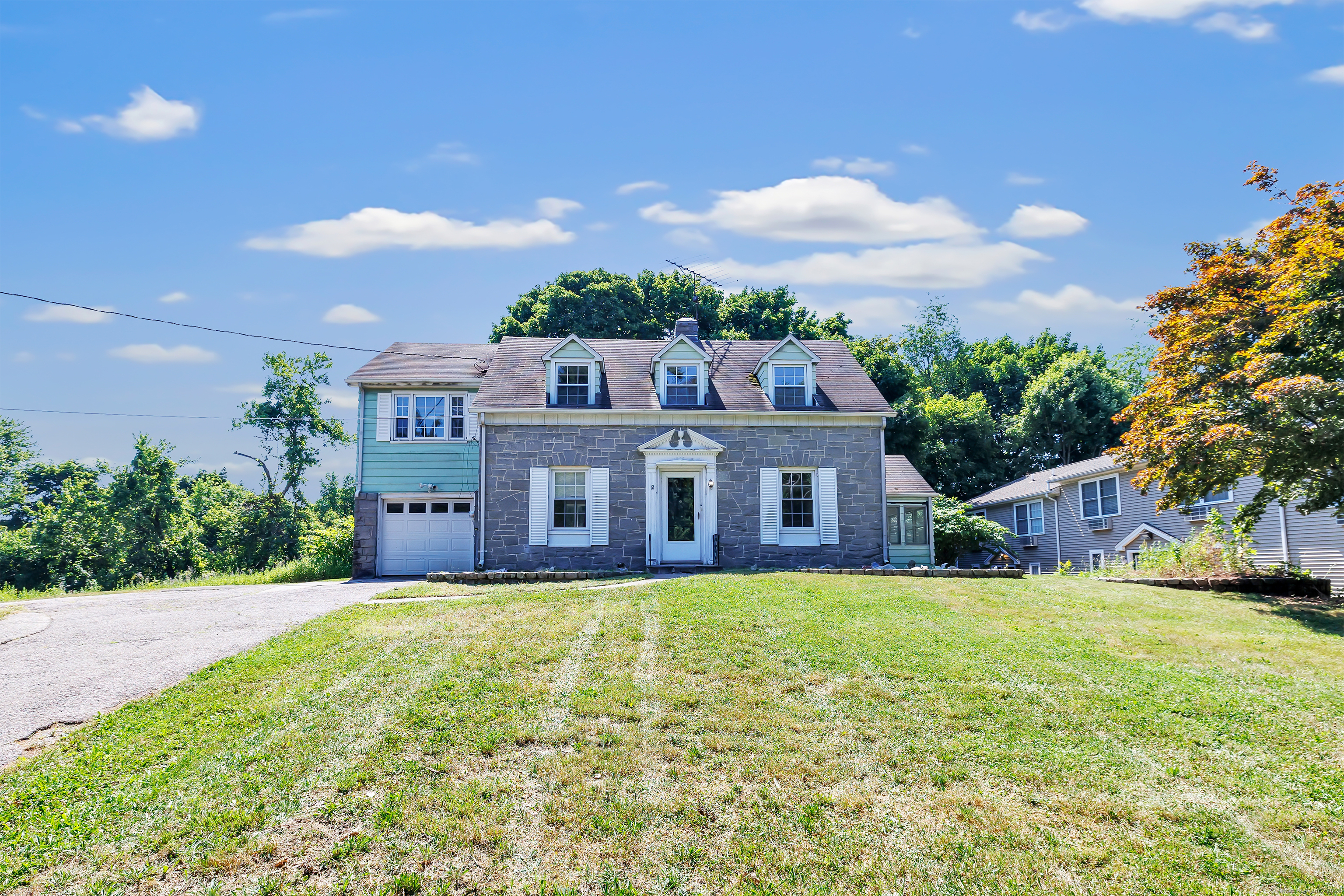 Huntington Tpke, Bridgeport, CT 06610