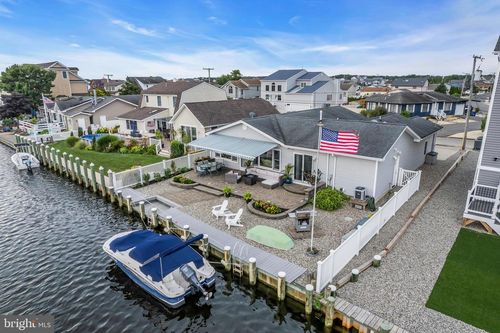 1002 Neosho Dr, Forked River, NJ, 08731-2003 | Card Image