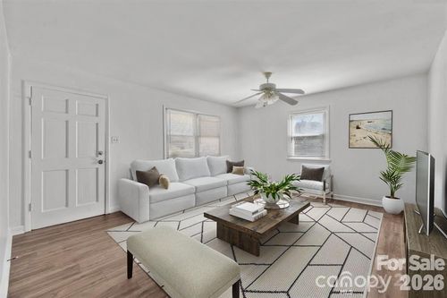 2309 Longleaf Dr, Charlotte, NC, 28210-7517 | Card Image