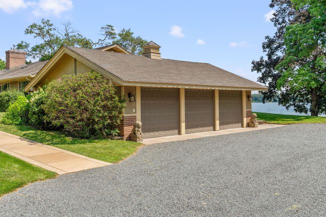 4 W Shore Rd, House other with 3 bedrooms, 4 bathrooms and null parking in NORTH OAKS MN | Image 43