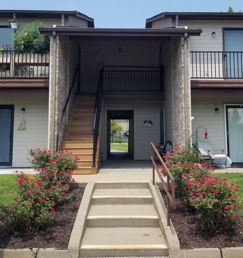 g-1877 Waterfront Dr N, Columbia, MO, 65202-8600 | Card Image