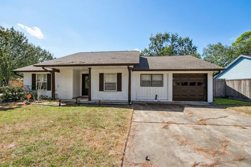 3320 Churchill St, Pearland, TX, 77581-4809 | Card Image