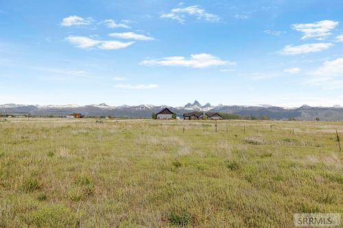 4490 Heads Up Rd, Tetonia, ID, 83452-1280 | Card Image