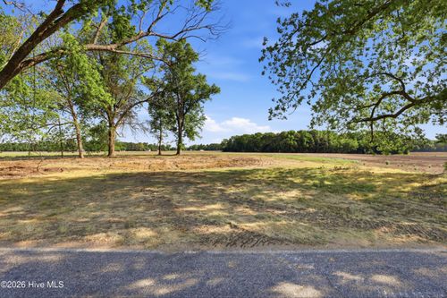 1142 Waller Rd, Mount Olive, NC, 28365-8162 | Card Image