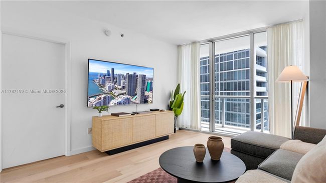 APT-3911 - 485 Brickell Ave, Condo with 1 bedrooms, 1 bathrooms and null parking in Miami FL | Image 8