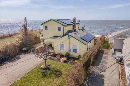 2 Shore Rd, E Patchogue, NY, 11772 | Card Image