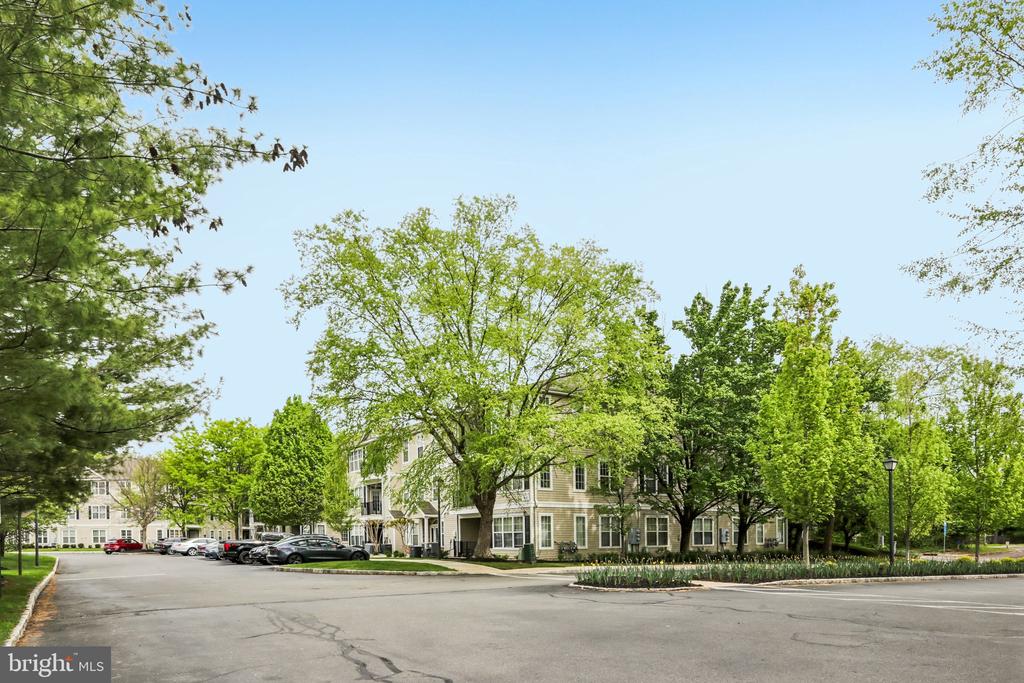 Residential Lease in EWING 3