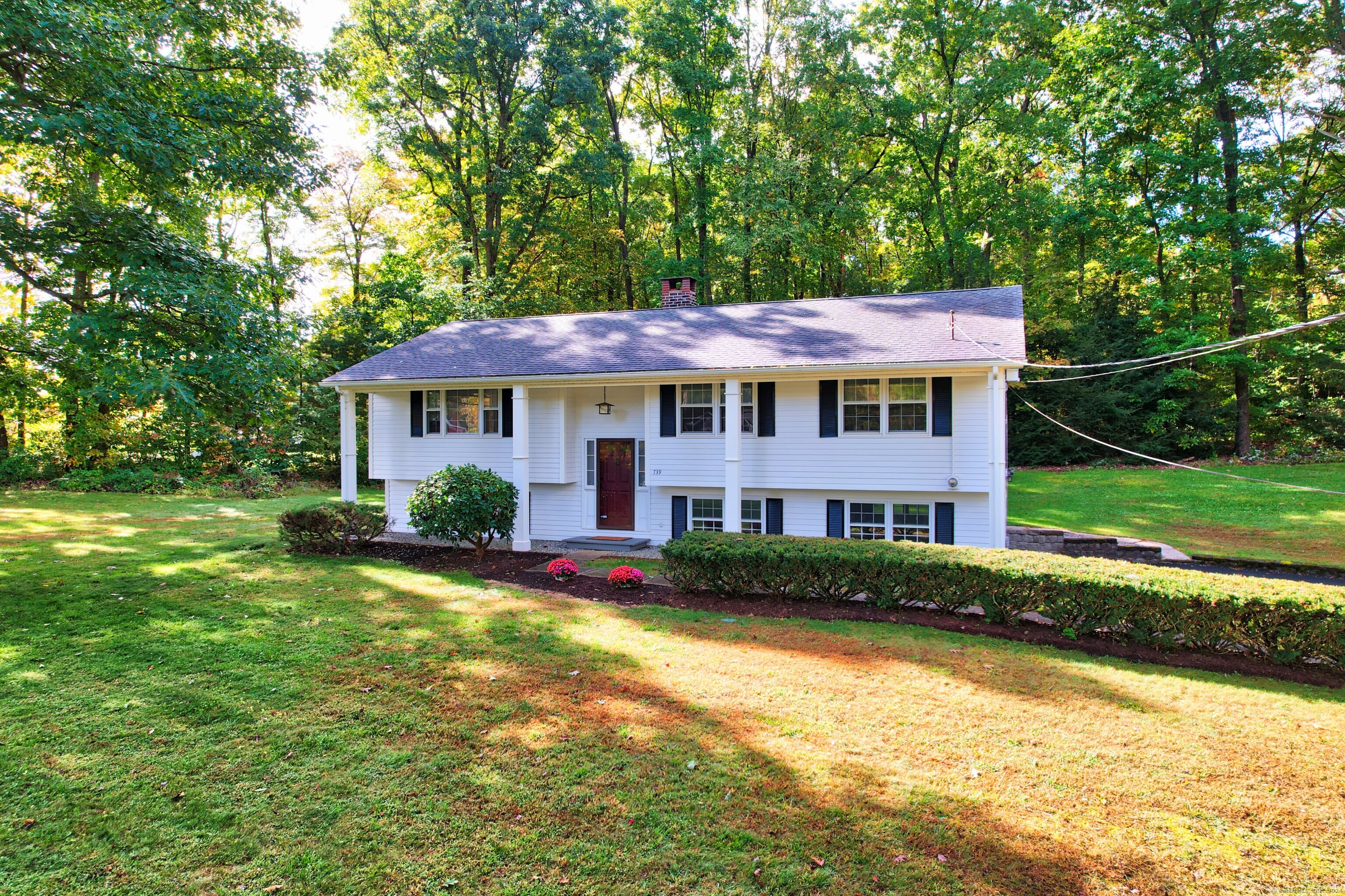 Walnut Hill Rd, Thomaston, CT 06787