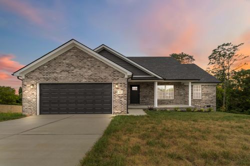 205 Patriot Trl, Berea, KY, 40403-9101 | Card Image