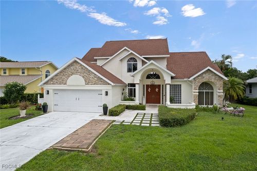 6748 Willow Lake Cir, FORT MYERS, FL, 33966-1251 | Card Image