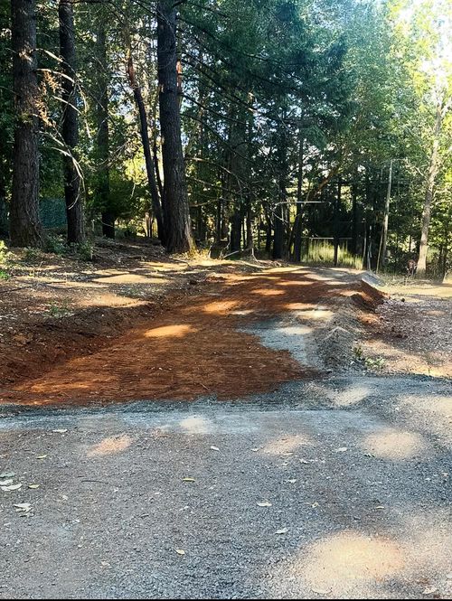 328 Hamilton Ave, Cave Junction, OR, 97523-9000 | Card Image