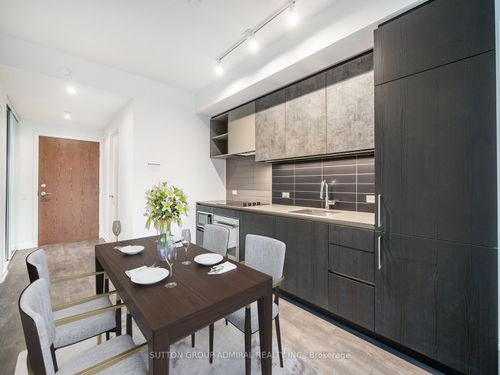 4305-7890 Jane St, Concord, ON, L4K0K9 | Card Image