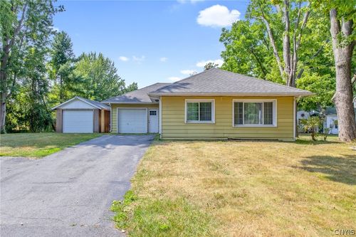 5582 Kathan Rd, Brewerton, NY, 13029-9603 | Card Image