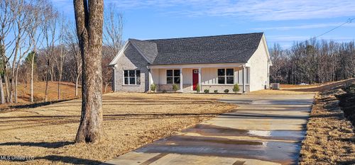 1408 W Woodward Avenue, Holly Springs, MS, 38635 | Card Image