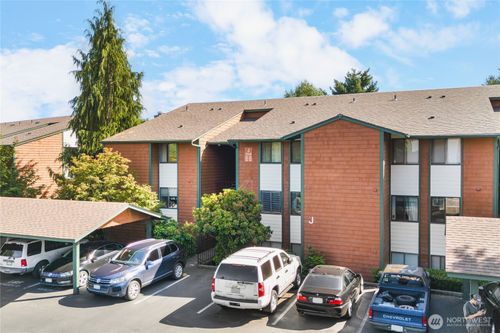 apt-j301-7310 N Skyview Ln, Tacoma, WA, 98406-8500 | Card Image