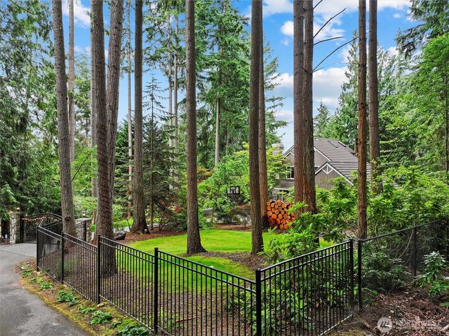 18608 Se 58 Th St, House other with 4 bedrooms, 4 bathrooms and 4 parking in Issaquah WA | Image 39