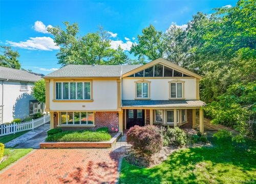 159 South Dr, New Hyde Park, NY, 11040-2232 | Card Image
