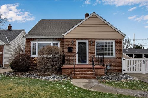 371 Potters Rd, Buffalo, NY, 14220-2515 | Card Image