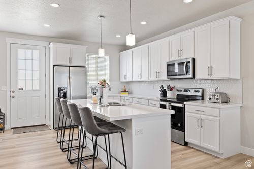1651 N Westview Ln, Salem, UT, 84653 | Card Image