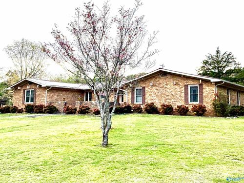 2316 Grand Ave Nw, Fort Payne, AL, 35967-3648 | Card Image