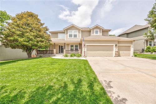 24020 W 80th St, Lenexa, KS, 66227-2207 | Card Image
