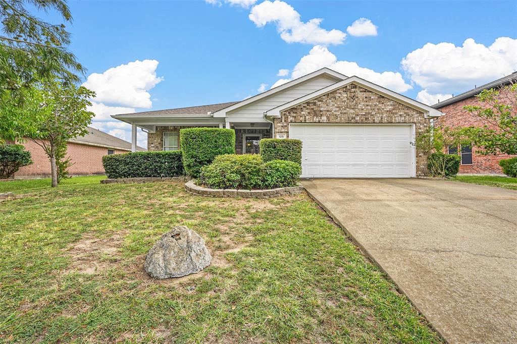 Angelina Dr, Crandall, TX 75114