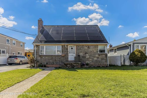 352 Stewart Avenue, Staten Island, NY, 10314 | Card Image