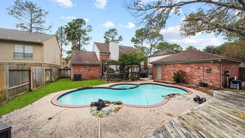 7518 Honey Creek Ln, Houston, TX, 77095-4001 | Card Image