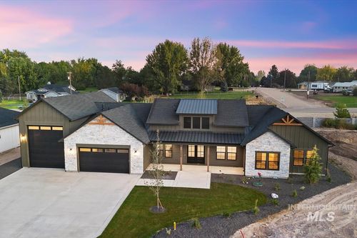 7096 W Hawk Ct, Nampa, ID, 83651 | Card Image
