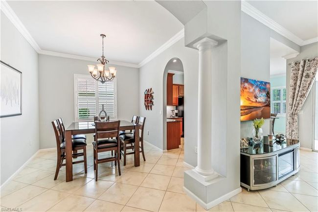 Dining room. Table can stay. | Image 8