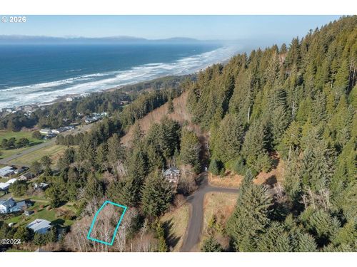 210 Chief Albert Dr, Yachats, OR, 97498 | Card Image