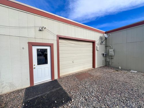 1040 5th Ave, Lyons, CO, 80540-5079 | Card Image