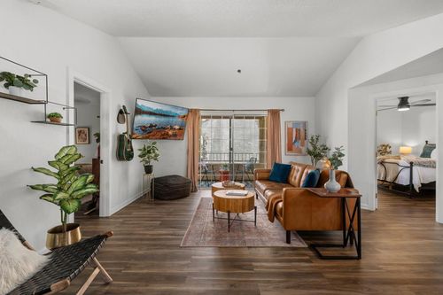 105-2700 Lawrence Crossley Rd, Palm Springs, CA, 92264 | Card Image