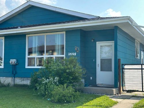 5727 56 St, Rocky Mountain House, AB, T4T1J8 | Card Image