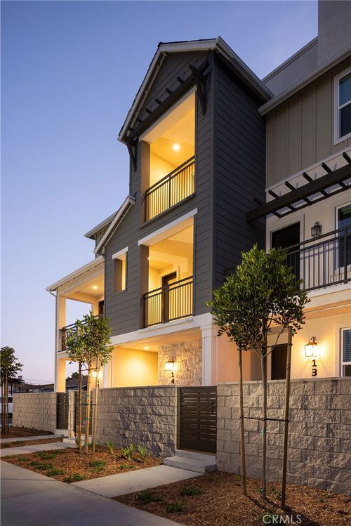 144 S Tulip Avenue, Compton, CA, 90220 | Card Image