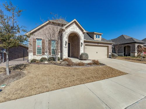 6124 Carmona Trl, Fort Worth, TX, 76123-2301 | Card Image