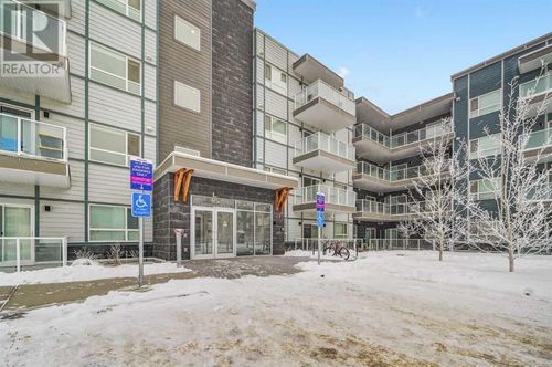 80 Carrington Plaza Nw, Calgary, AB, T3P1X6 | Card Image