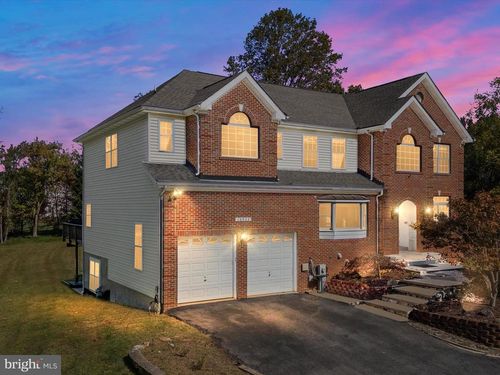 15533 Thompson Rd, SILVER SPRING, MD, 20905-3955 | Card Image