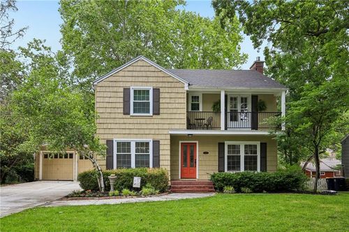 1210 Romany Rd, Kansas City, MO, 64113-2017 | Card Image