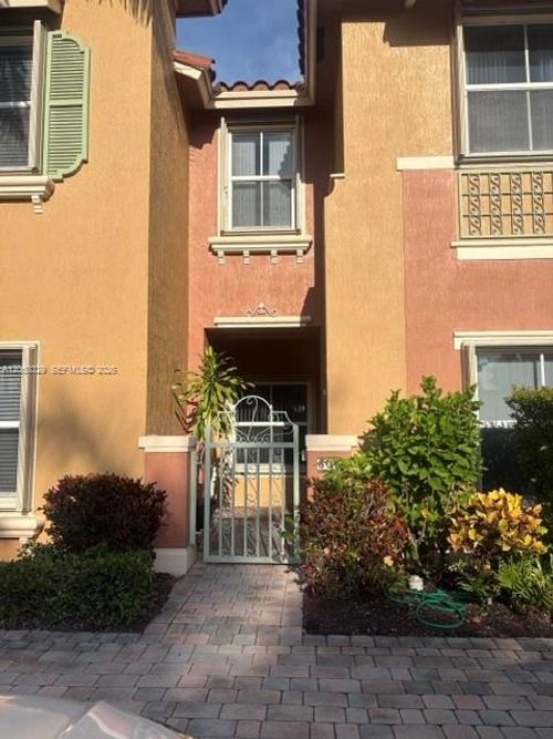 806 Sw 143rd Ter, Pembroke Pines, FL, 33027-6149 | Card Image