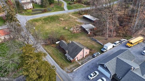 433 Sheep Hill Rd, NEWMANSTOWN, PA, 17073-8931 | Card Image