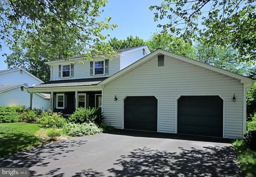 2466 Jean Dr, HATFIELD, PA, 19440-3954 | Card Image