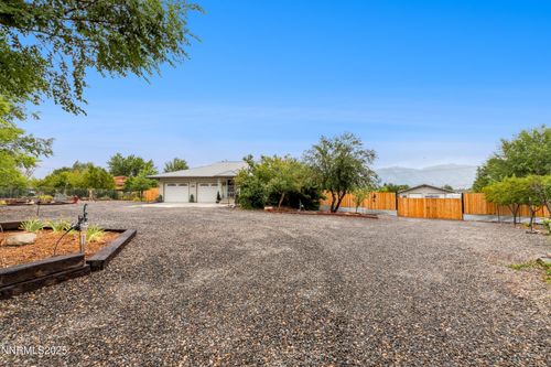 1010 Sagebrush Ct, Gardnerville, NV, 89460-8931 | Card Image