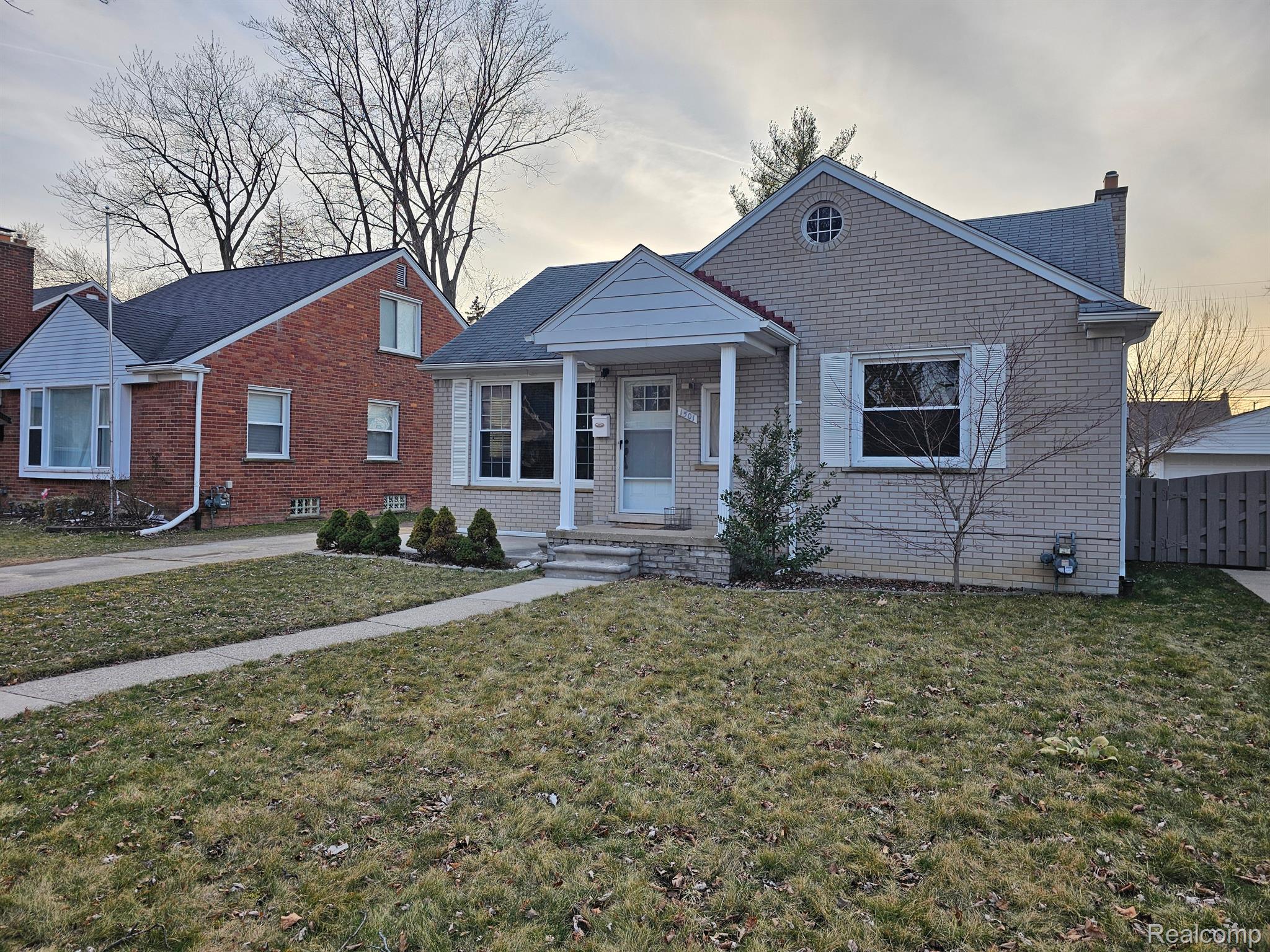 Residential Lease in Dearborn 2
