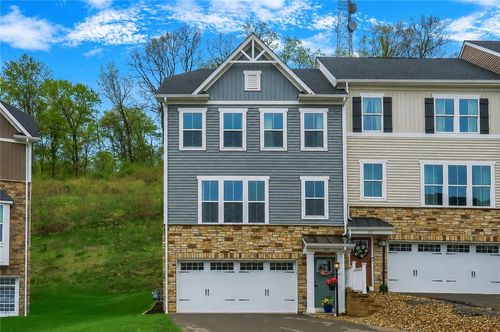 133 Moyer Hill Dr, Cranberry Twp, PA, 16066-2807 | Card Image