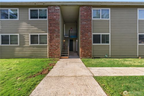 1208 34th St, Seaview, WA, 98644-2018 | Card Image