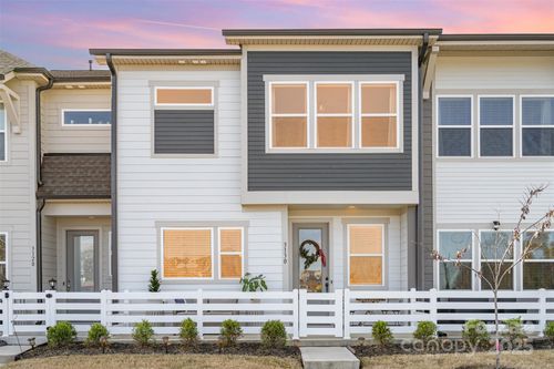 3130 Baines Ct, Kannapolis, NC, 28081-4325 | Card Image