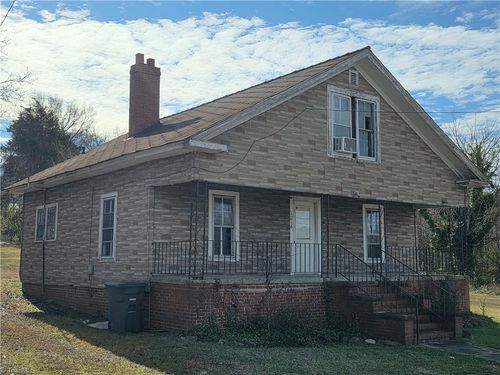 1216 Fieldcrest Rd, Eden, NC, 27288 | Card Image