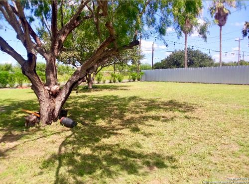 7605 N Doolittle Rd, Edinburg, TX, 78542-0915 | Card Image